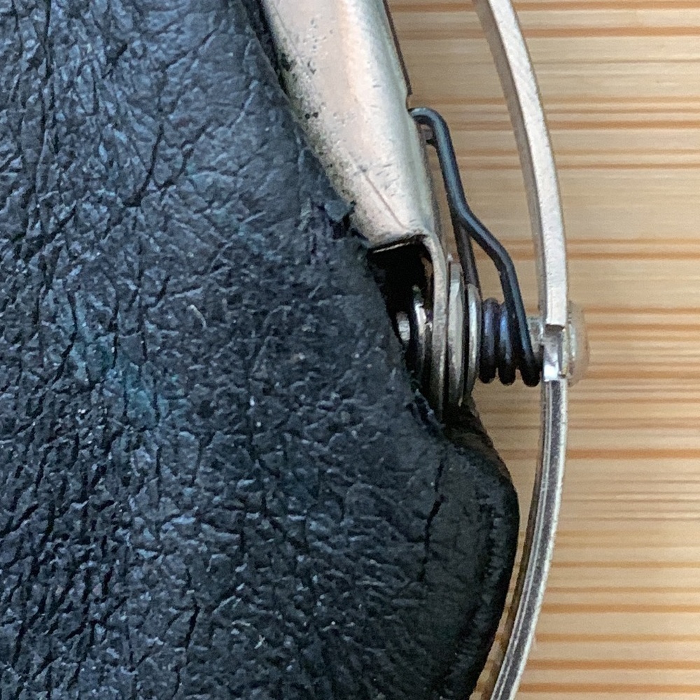 Cesare Piccini || Vintage Made in Italy Black Leather Silver Sphere Coin Purse - Picture 6 of 17